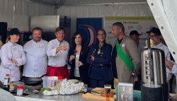 Stand de l'Association Françaises des Maîtres Restaurateurs au Village International de la Gastronomie 2025