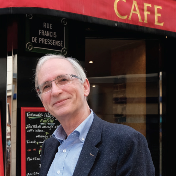Pierre Ducrohet, Directeur de la Mudetaf, présente les nouveaux contrats d'assurance à destination des cafés, hôtels et restaurants