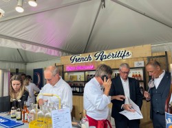 Stand de l'Association Françaises des Maîtres Restaurateurs au Village International de la Gastronomie 2025